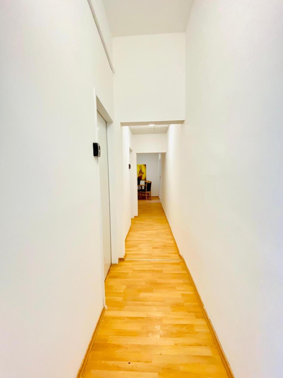 Bright 5Br Shared Apartment W Great Transport Link Βιέννη Εξωτερικό φωτογραφία