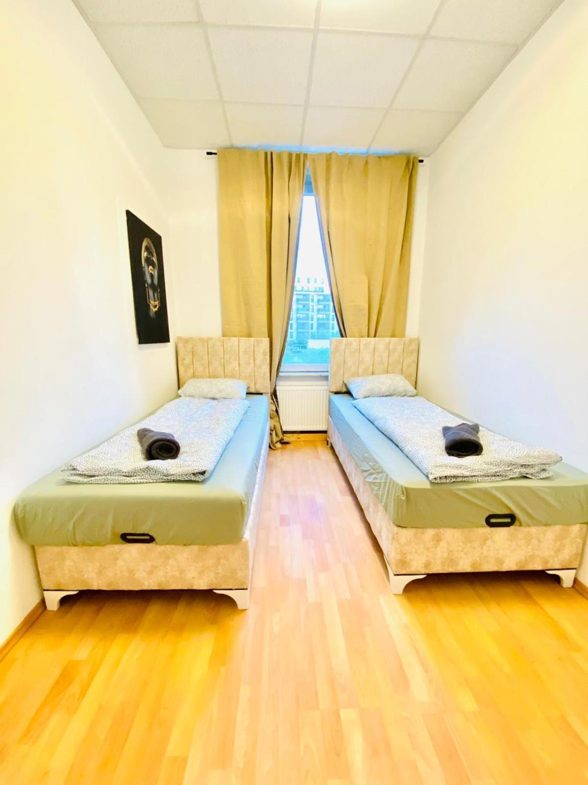 Bright 5Br Shared Apartment W Great Transport Link Βιέννη Εξωτερικό φωτογραφία