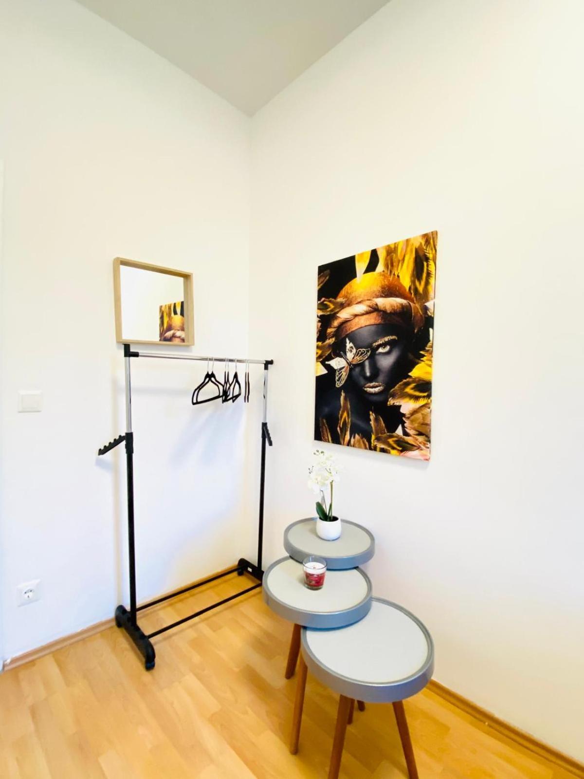 Bright 5Br Shared Apartment W Great Transport Link Βιέννη Εξωτερικό φωτογραφία