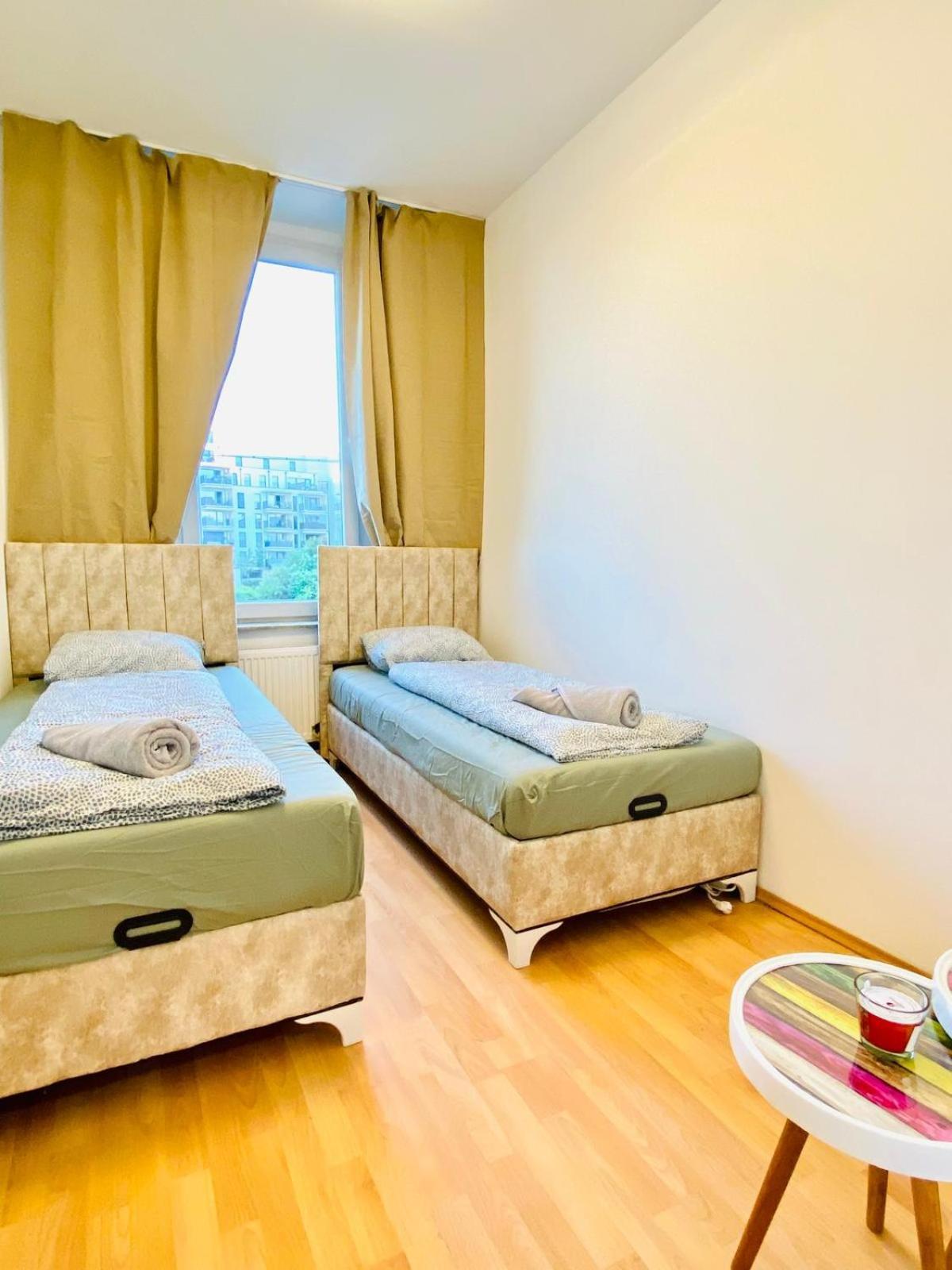 Bright 5Br Shared Apartment W Great Transport Link Βιέννη Εξωτερικό φωτογραφία