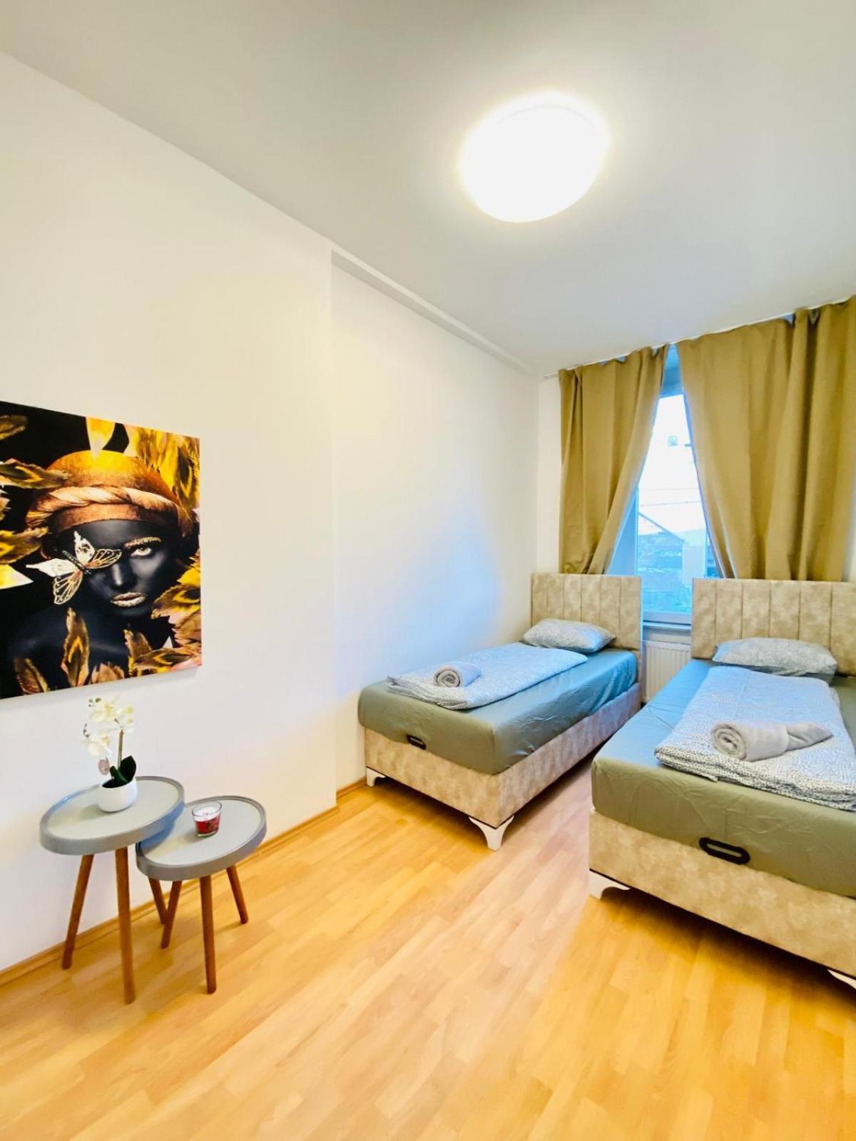 Bright 5Br Shared Apartment W Great Transport Link Βιέννη Εξωτερικό φωτογραφία